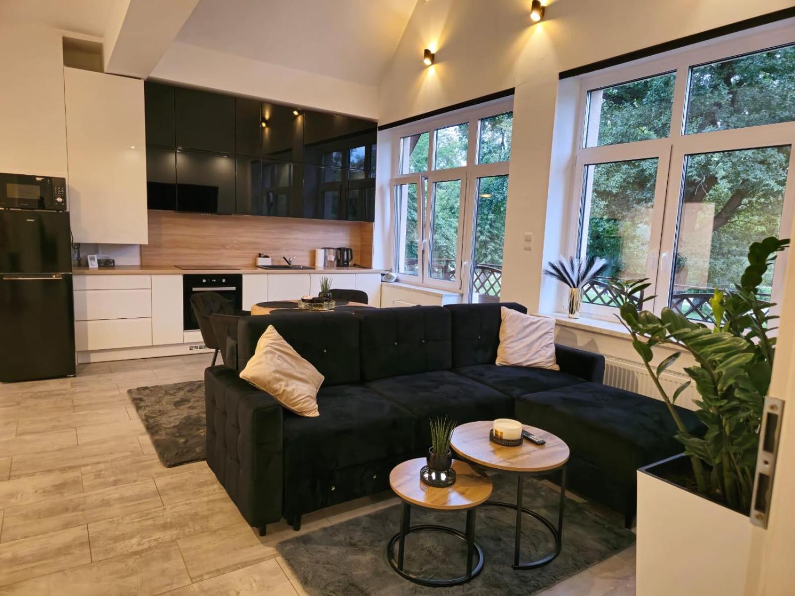 Wyjatkowy Apartament W Miliczu Экстерьер фото